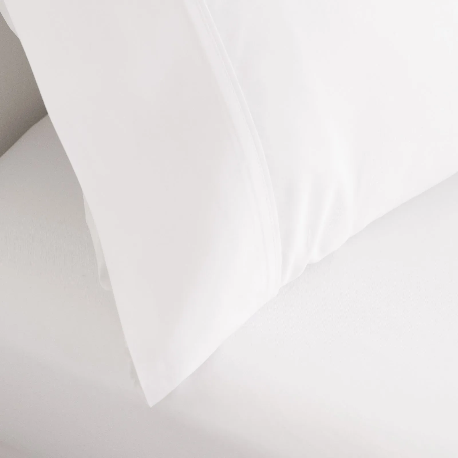 3000 Thread Count Bamboo Cooling Sheet Set | King Size | White