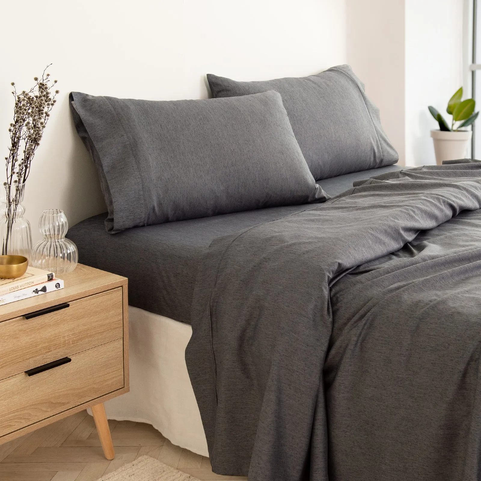 3000 Thread Count Bamboo Cooling Sheet Set | Queen | Charcoal