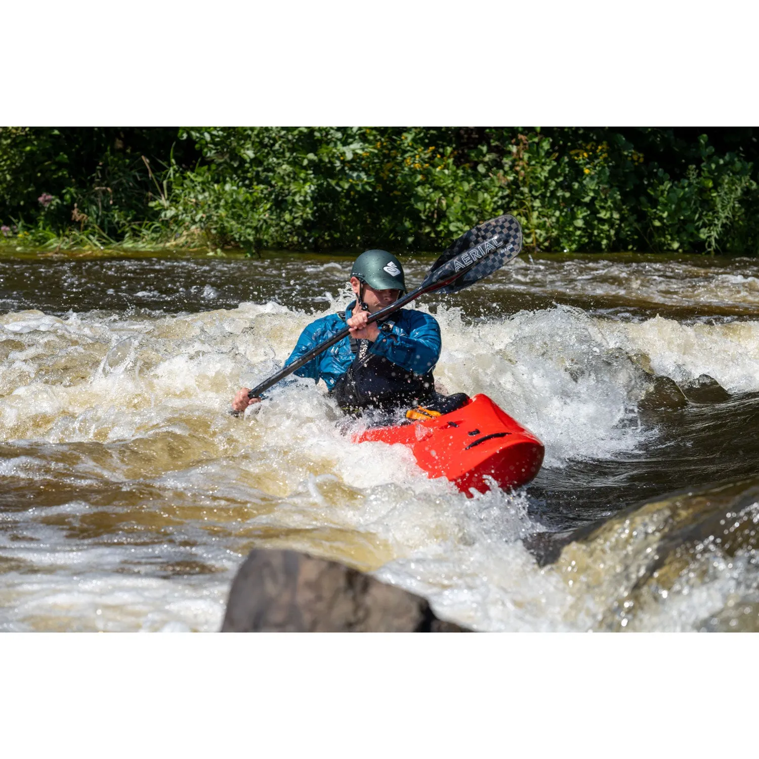 Aqua-Bound Aerial Major Carbon Bent Shaft 1-Piece Kayak Paddle