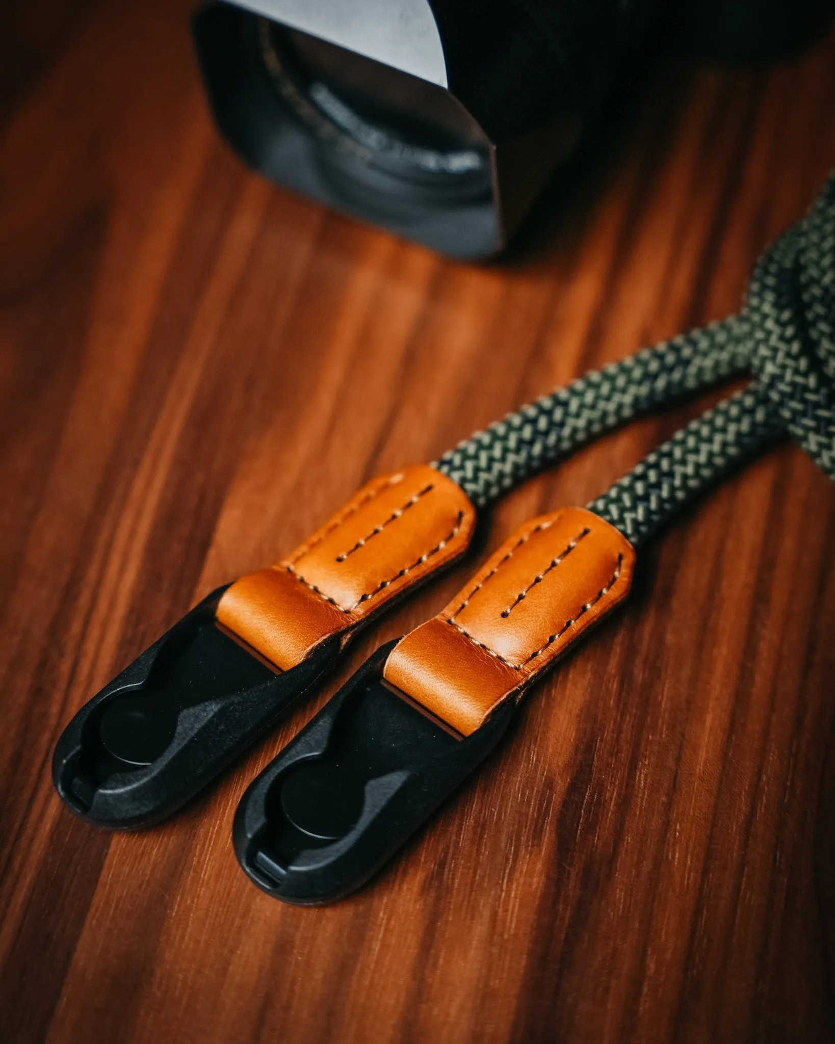 BRAIDED CAMERA STRAP