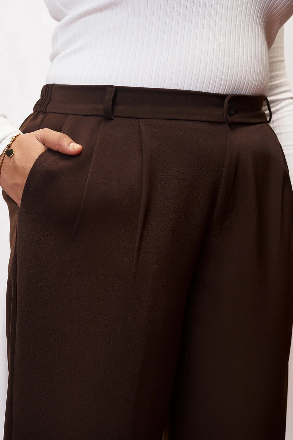HIIT Hottie Brown Curve Korean Pants